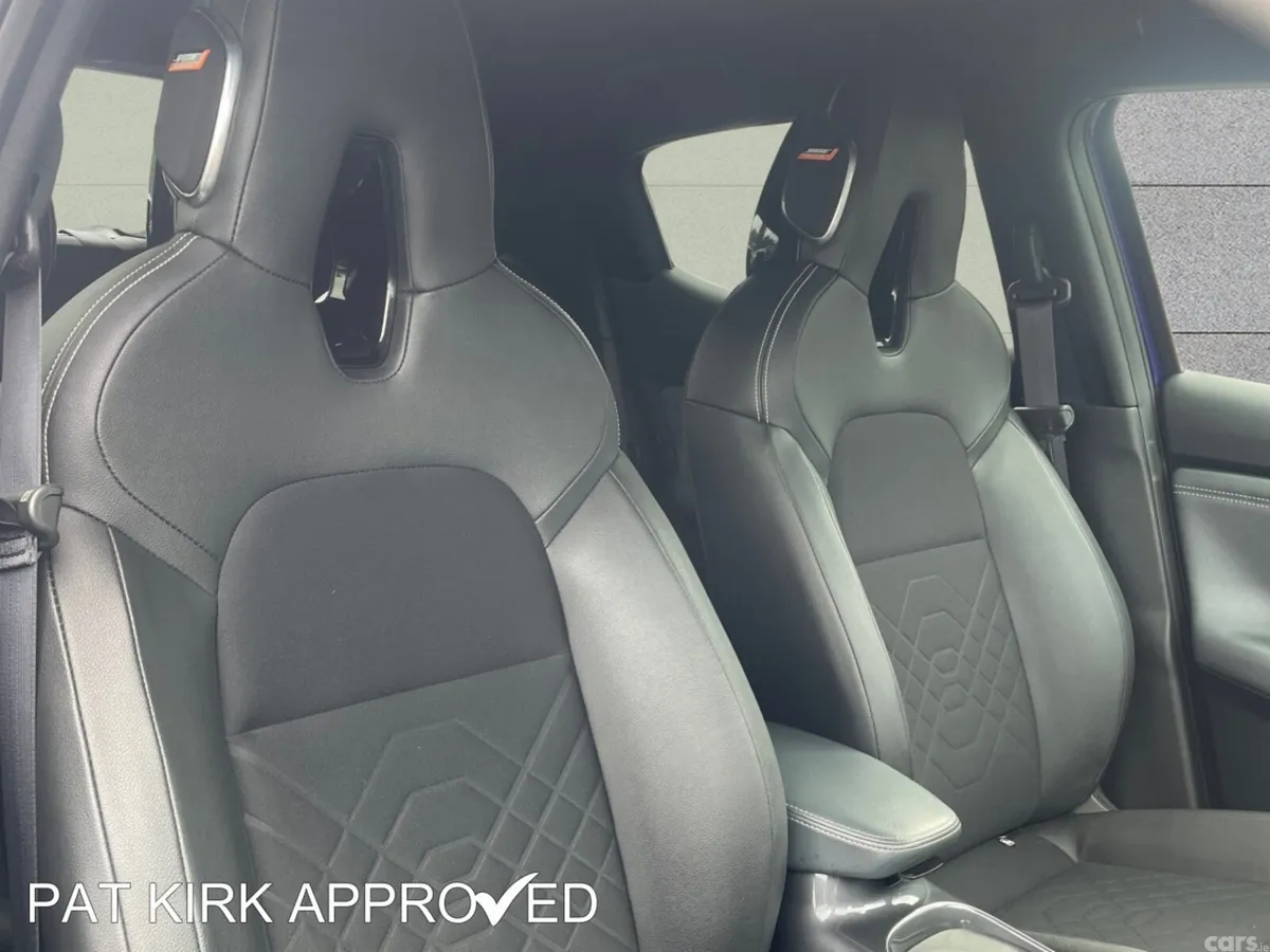 Nissan Juke Hatchback, Petrol, 2020, Blue