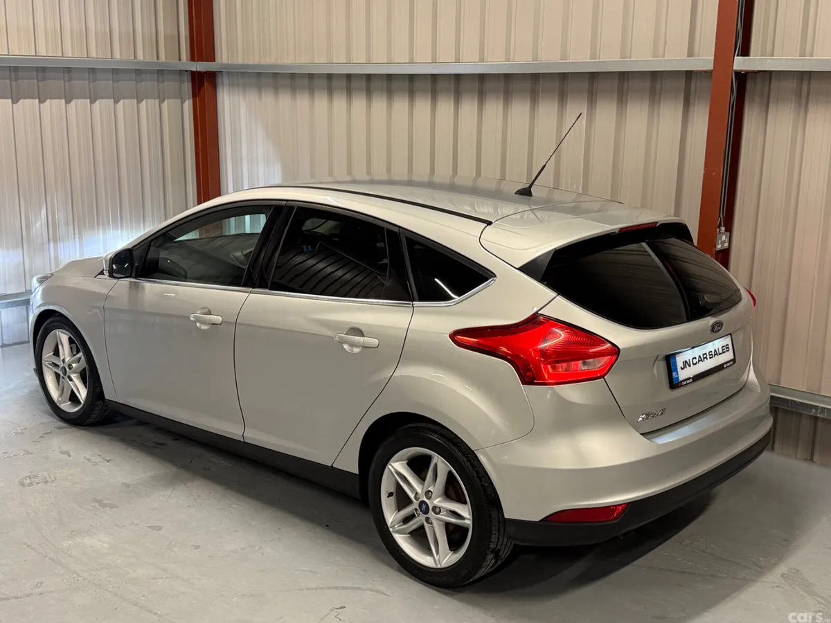 Ford Focus Hatchback, Diesel, 2016, Silver