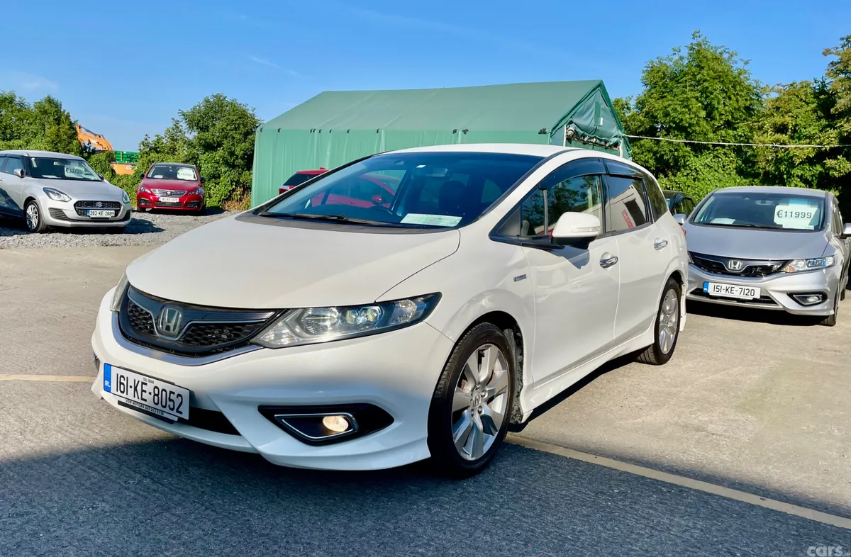 Honda Jade MPV, Petrol Hybrid, 2016, White
