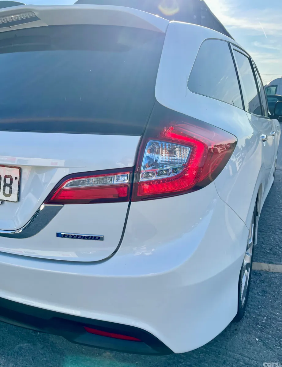 Honda Jade MPV, Petrol Hybrid, 2015, White