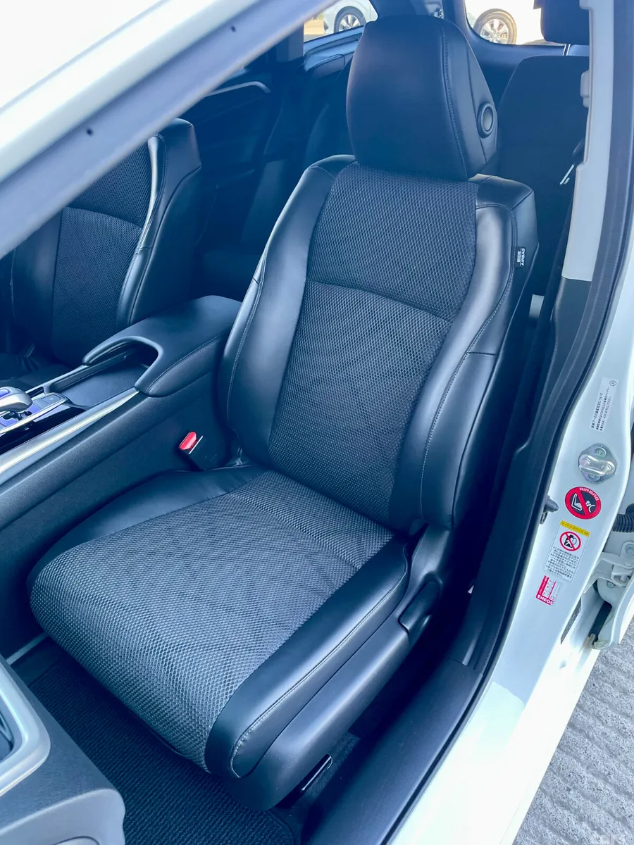 Honda Jade MPV, Petrol Hybrid, 2015, White