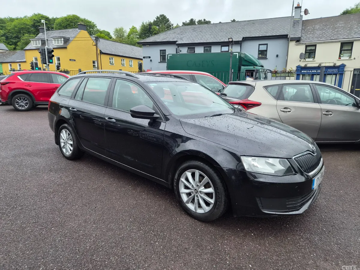 Skoda Octavia Estate, Diesel, 2017, Black