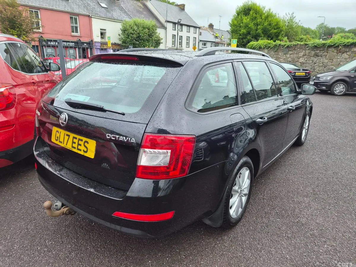 Skoda Octavia Estate, Diesel, 2017, Black