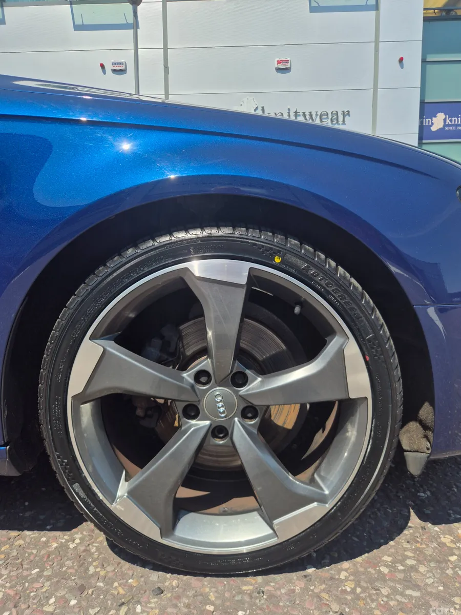 Audi A4 Saloon, Diesel, 2015, Blue