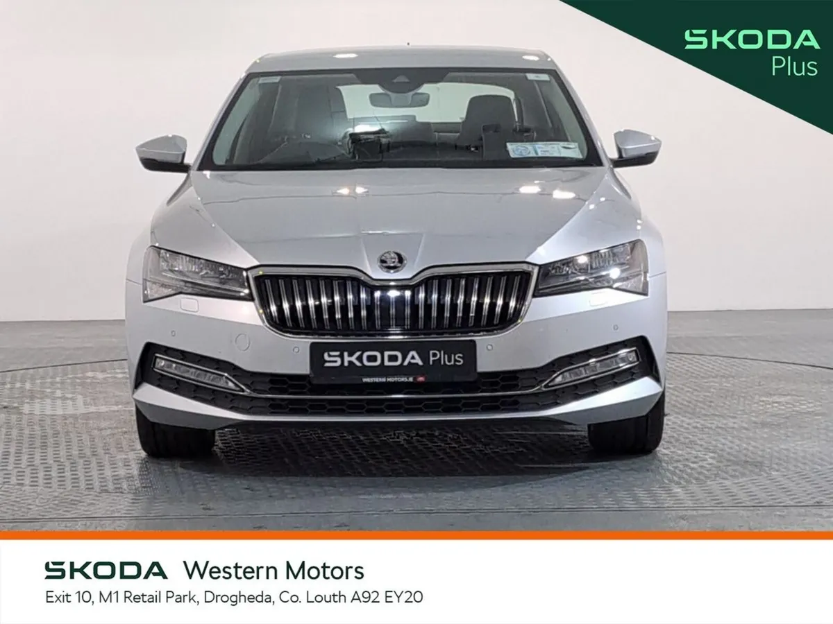 Skoda Superb Saloon, Diesel, 2023, Grey