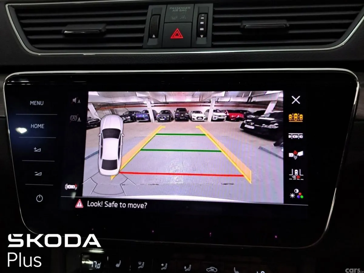 Skoda Superb Saloon, Diesel, 2023, Grey