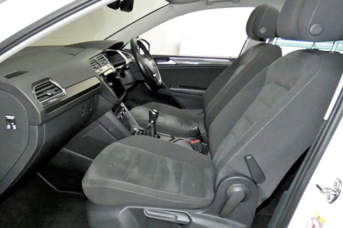 Volkswagen Tiguan SUV, Diesel, 2019, White