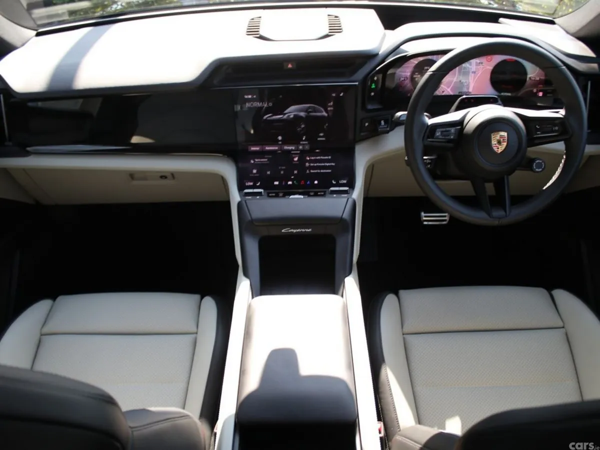 Porsche Cayenne SUV, Electric, 2026, Black