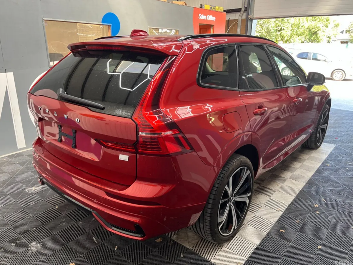 Volvo XC60 SUV, Petrol Plug-in Hybrid, 2024, Red