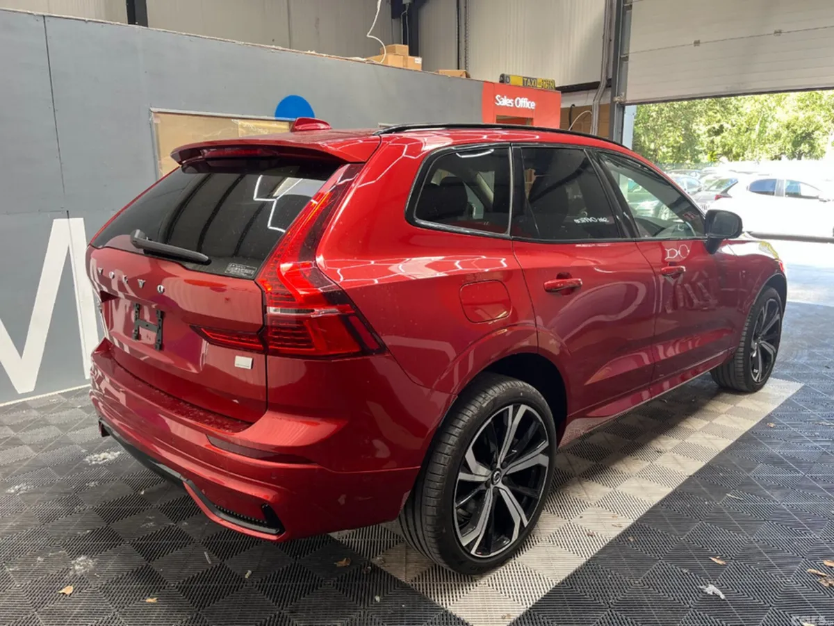 Volvo XC60 SUV, Petrol Plug-in Hybrid, 2024, Red