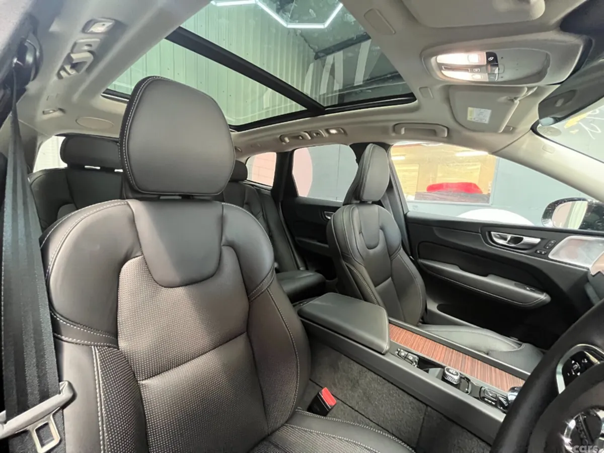 Volvo XC60 SUV, Petrol Plug-in Hybrid, 2024, Red