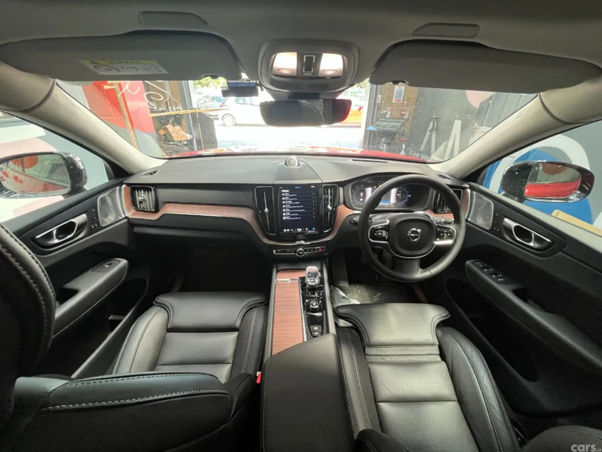 Volvo XC60 SUV, Petrol Plug-in Hybrid, 2024, Red