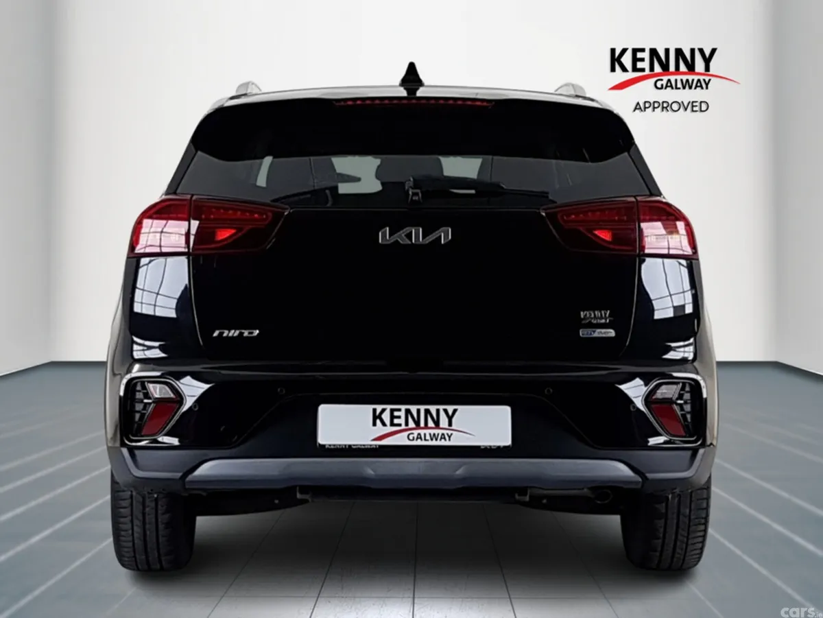 Kia Niro Estate, Petrol Plug-in Hybrid, 2022, Black