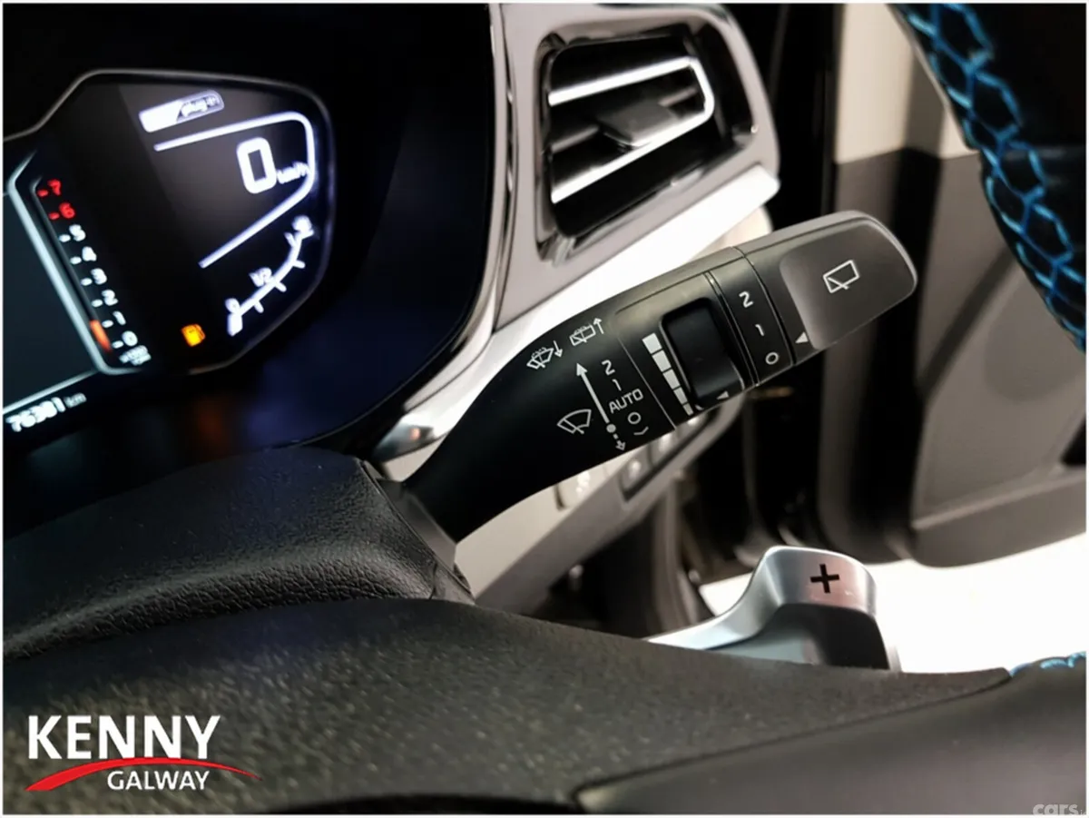 Kia Niro Estate, Petrol Plug-in Hybrid, 2022, Black