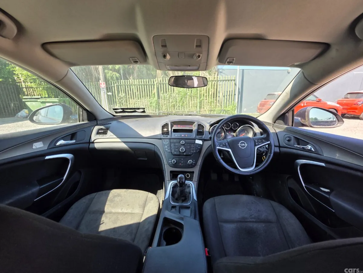 Opel Insignia Hatchback, Diesel, 2012, Black