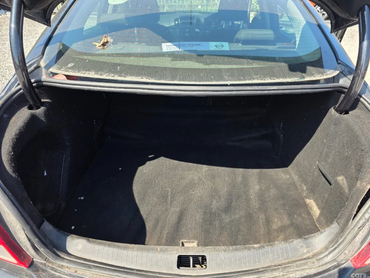 Opel Insignia Hatchback, Diesel, 2012, Black