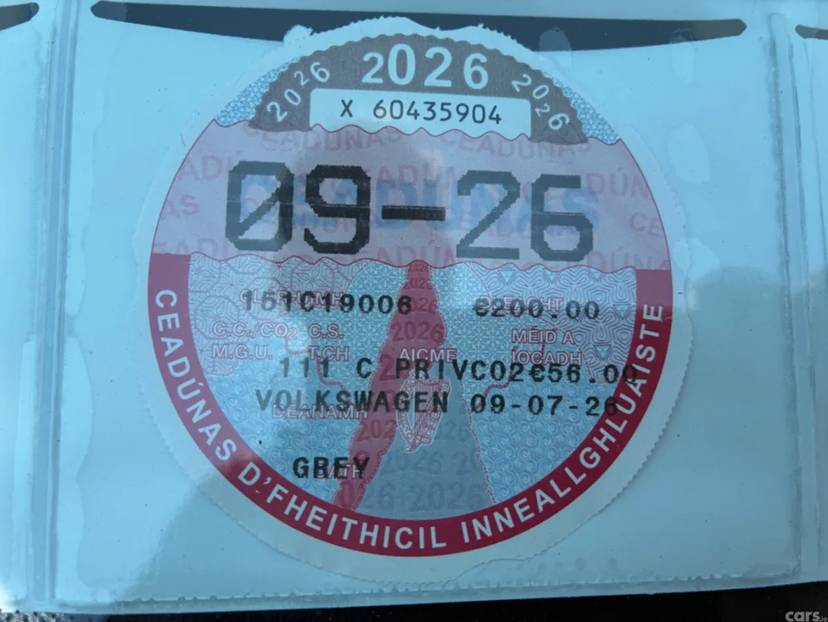 Volkswagen Golf Hatchback, Petrol, 2015, Grey