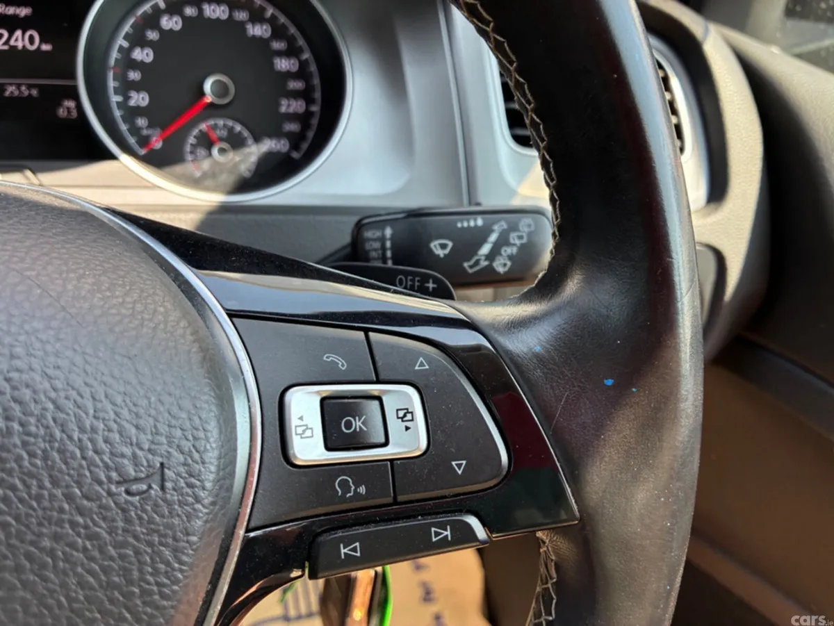 Volkswagen Golf Hatchback, Petrol, 2015, Grey