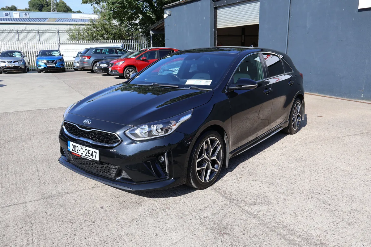 Kia Ceed Hatchback, Petrol, 2020, Black