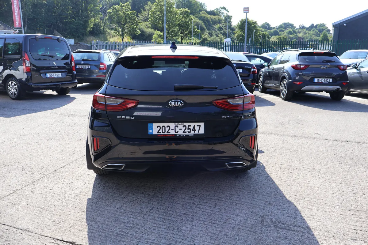 Kia Ceed Hatchback, Petrol, 2020, Black