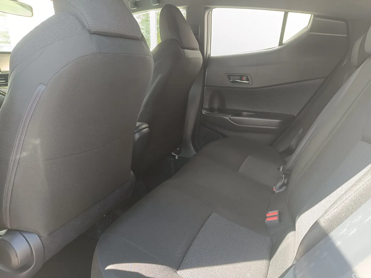 Toyota C-HR Hatchback, Petrol Hybrid, 2018, White