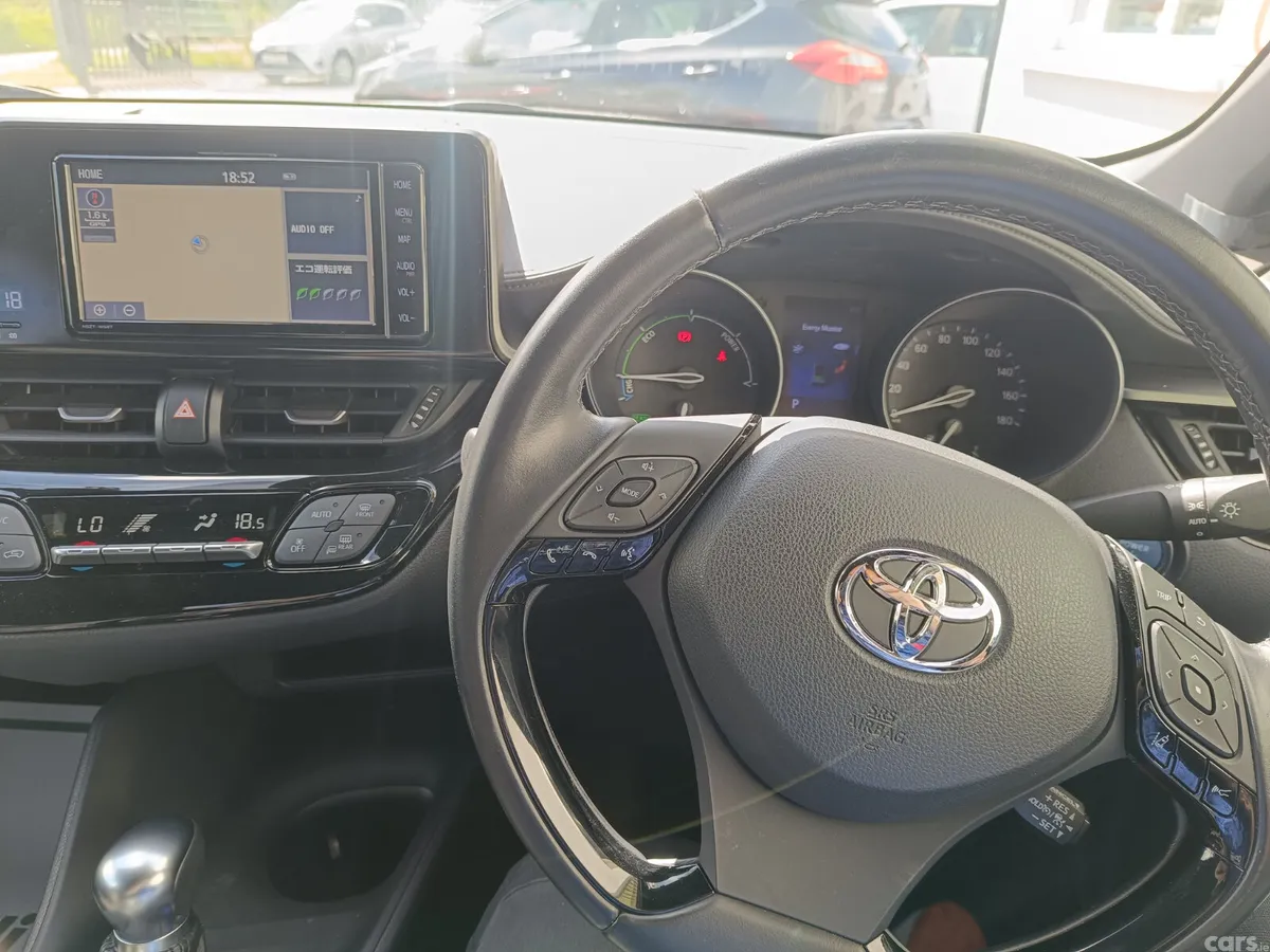 Toyota C-HR Hatchback, Petrol Hybrid, 2018, White