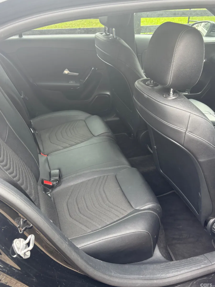 Mercedes-Benz A-Class Hatchback, Diesel, 2019, Black