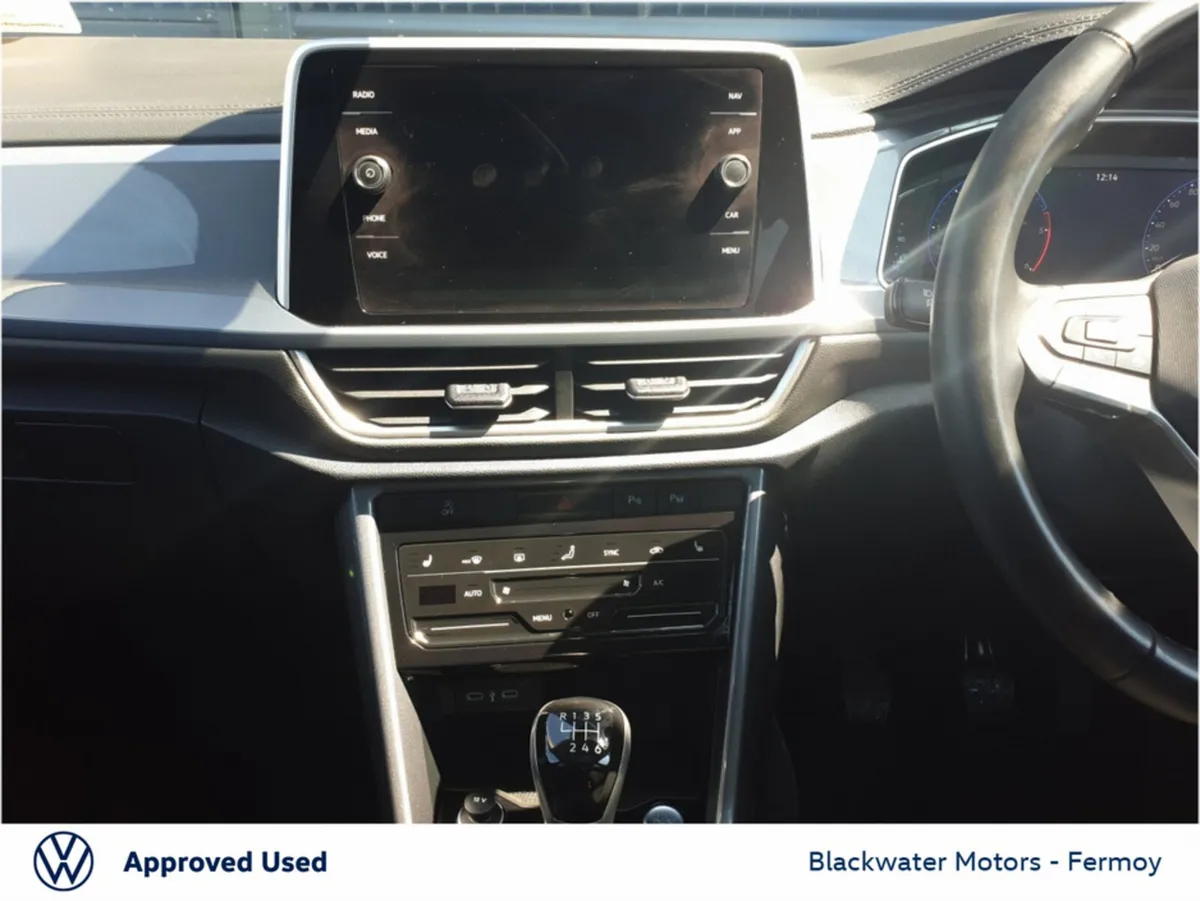 Volkswagen T-Roc SUV, Diesel, 2024, White