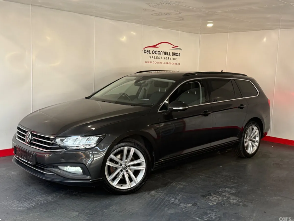 Volkswagen Passat Estate, Diesel, 2023, Grey