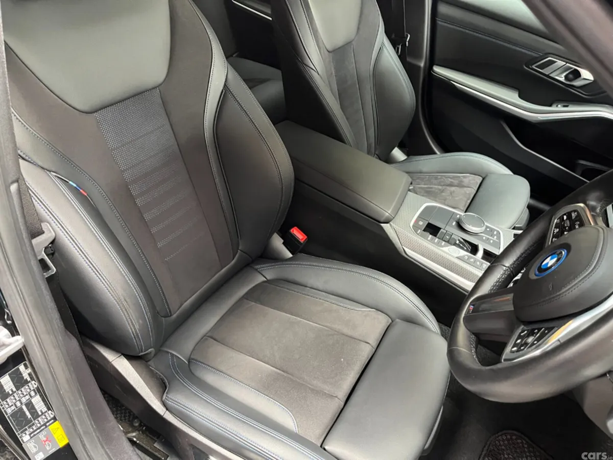 BMW 3-Series Saloon, Petrol Plug-in Hybrid, 2023, Black