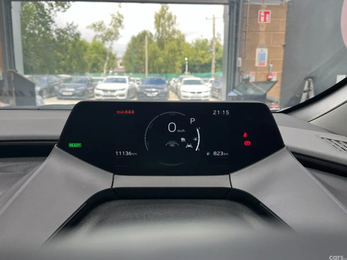 Toyota Prius Estate, Petrol, 2025, Silver
