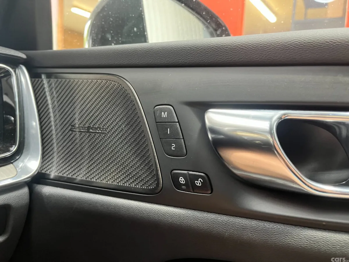 Volvo V60 Estate, Petrol Plug-in Hybrid, 2023, Grey