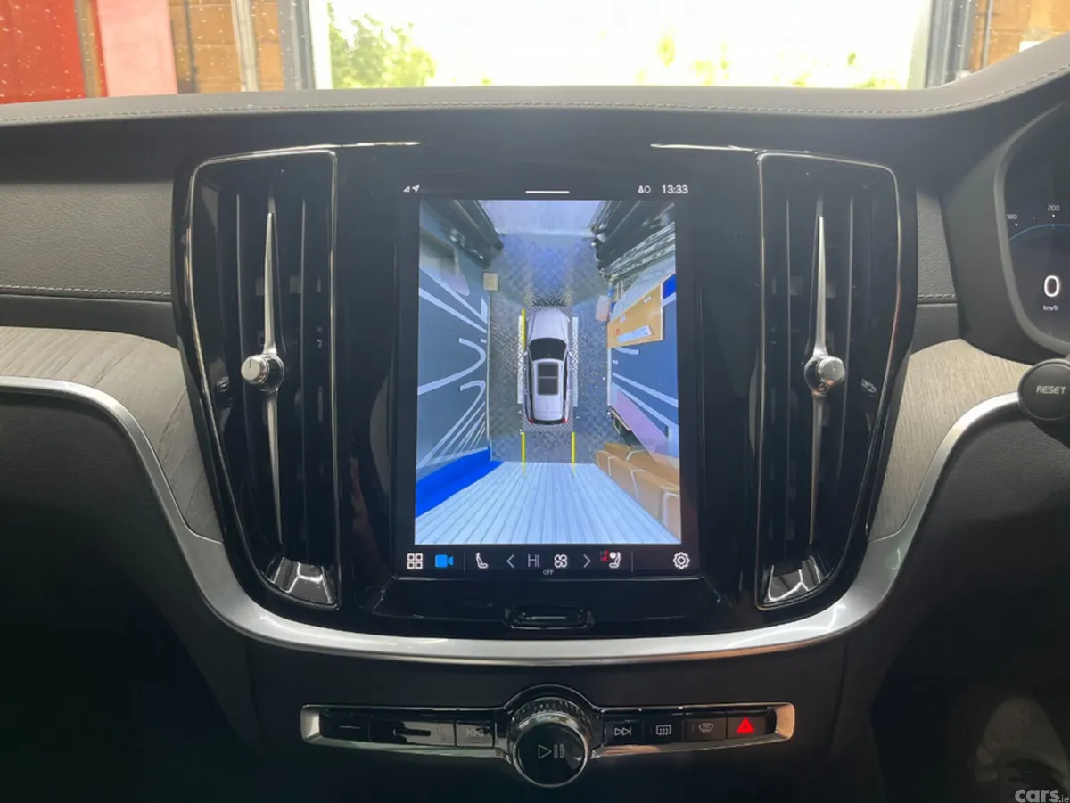 Volvo V60 Estate, Petrol Plug-in Hybrid, 2023, Grey