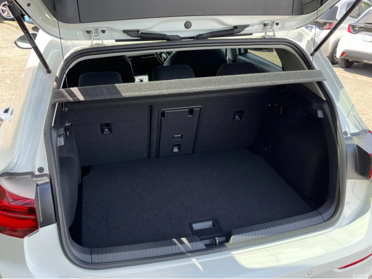 Volkswagen Golf Hatchback, Diesel, 2024, White