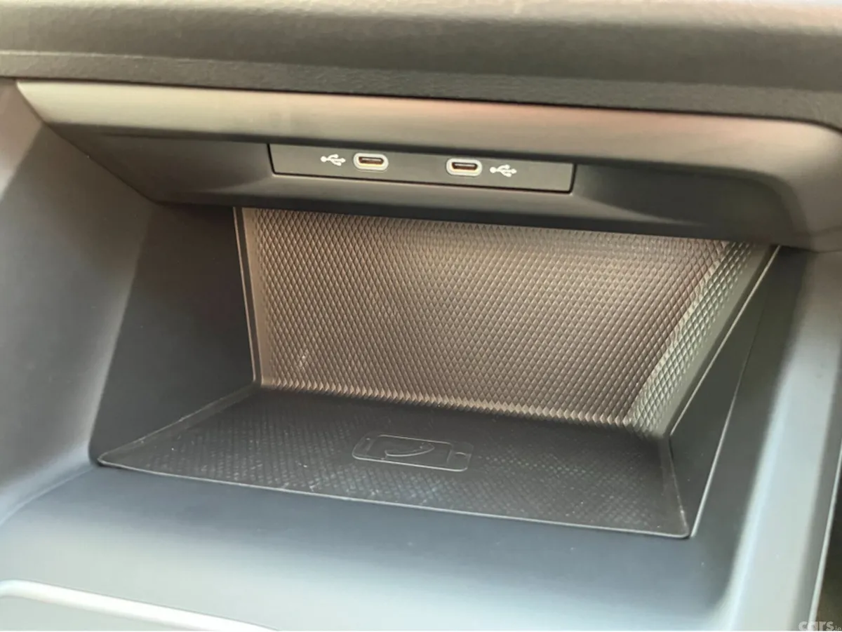 Volkswagen Golf Hatchback, Diesel, 2024, White