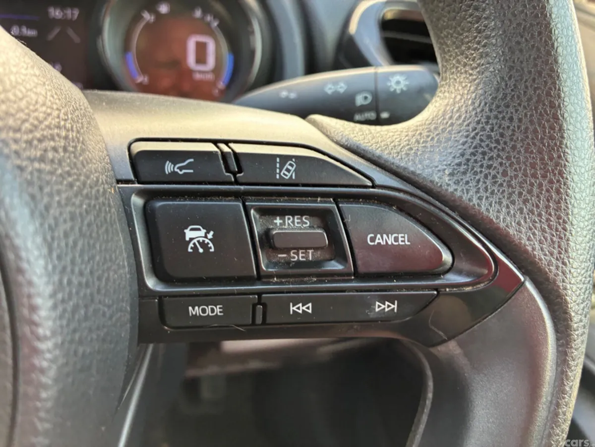 Toyota Yaris Hatchback, Petrol Hybrid, 2020, Red
