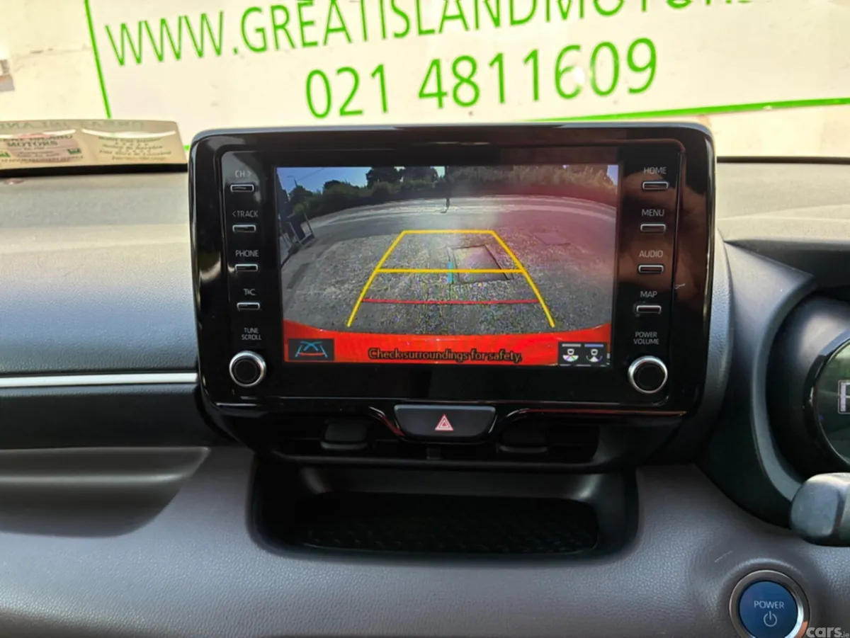 Toyota Yaris Hatchback, Petrol Hybrid, 2020, Red