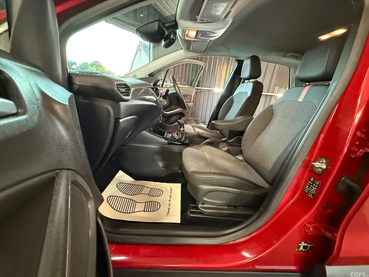 Opel Crossland X SUV, Petrol, 2021, Red