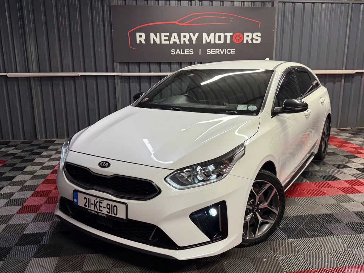 Kia Ceed Hatchback, Diesel, 2021, White