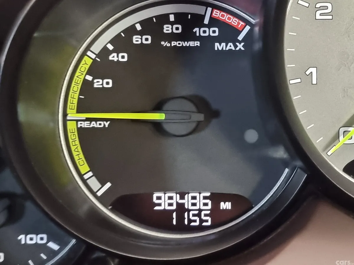 Porsche Cayenne SUV, Petrol Plug-in Hybrid, 2015, Grey