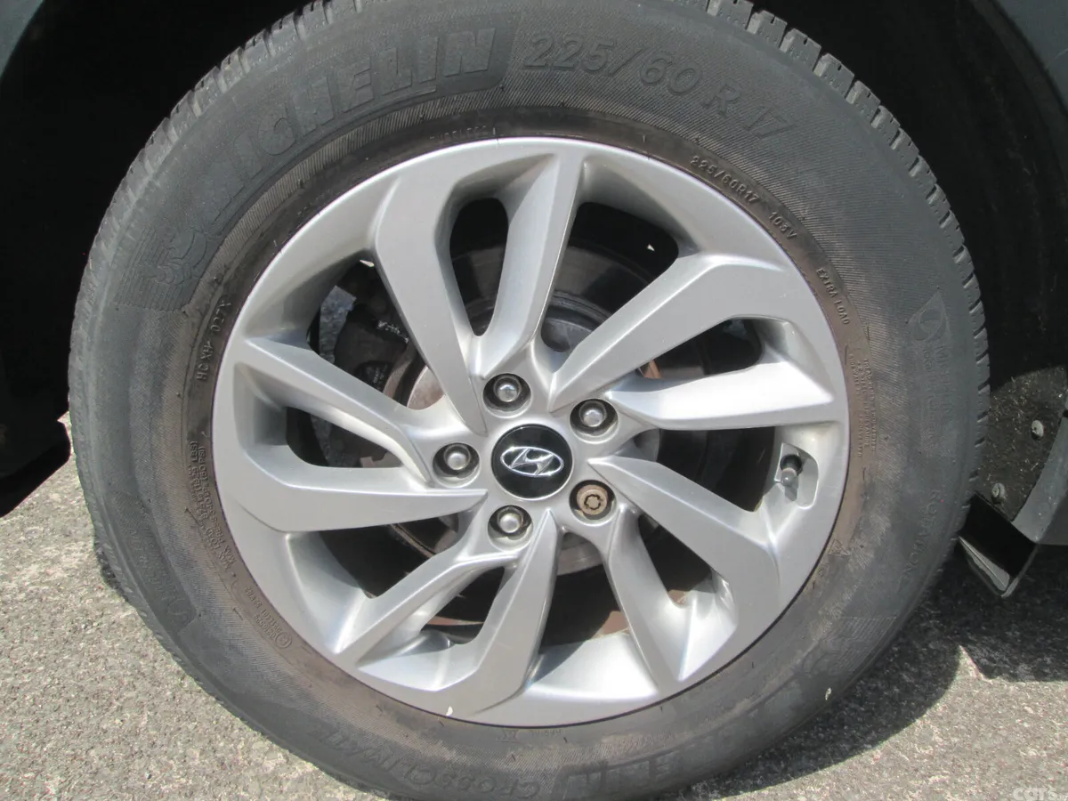 Hyundai Tucson SUV, Diesel, 2016, White