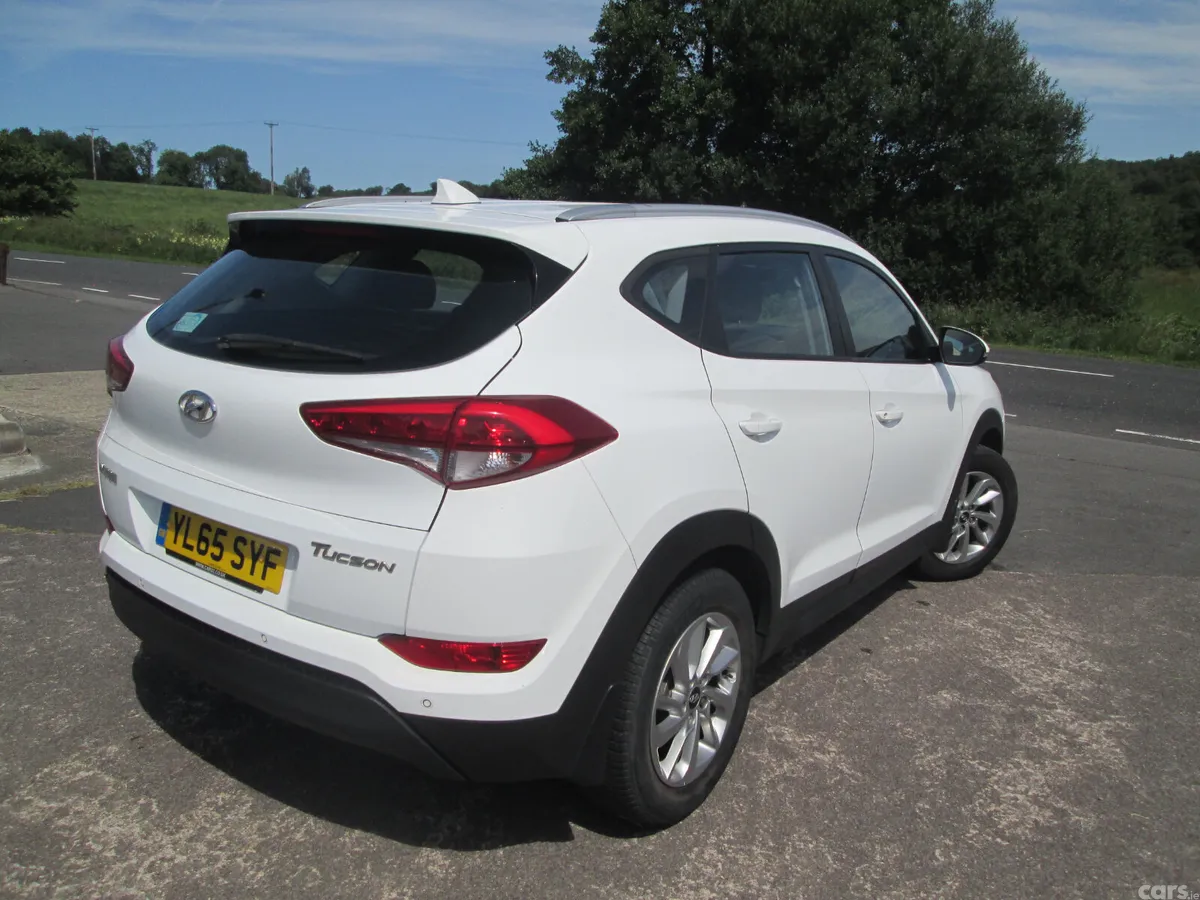Hyundai Tucson SUV, Diesel, 2016, White