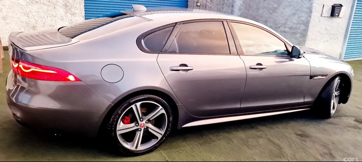 Jaguar XF Saloon, Diesel, 2016, Grey