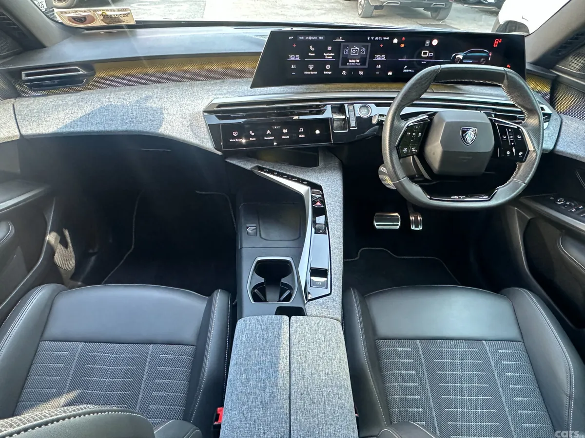 Peugeot 3008 MPV, Petrol Hybrid, 2025, Grey