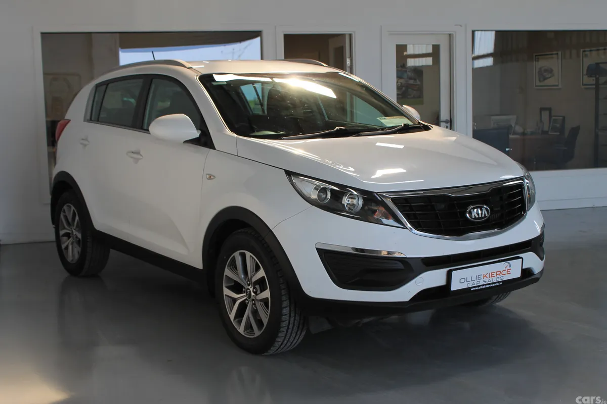 Kia Sportage SUV, Diesel, 2016, White