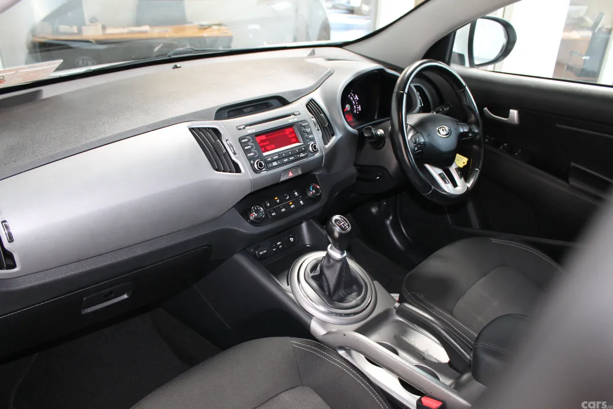 Kia Sportage SUV, Diesel, 2016, White