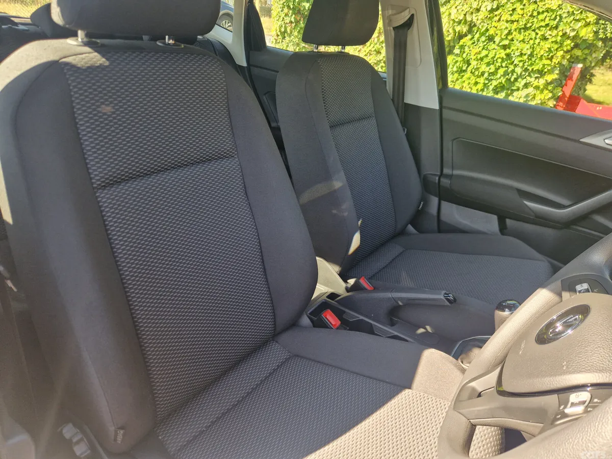 Volkswagen Polo Hatchback, Petrol, 2021, Black