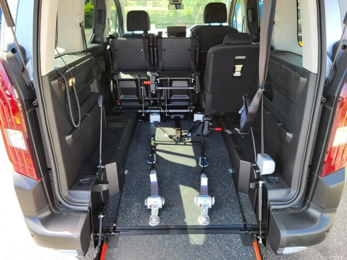 Peugeot Rifter MPV, Diesel, 2026, Grey