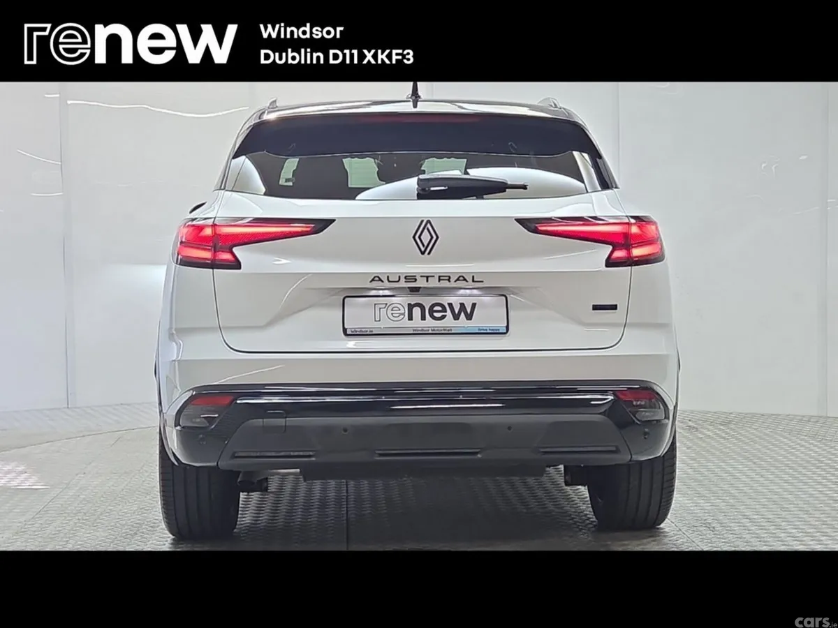 Renault Austral SUV, Petrol Hybrid, 2026, White
