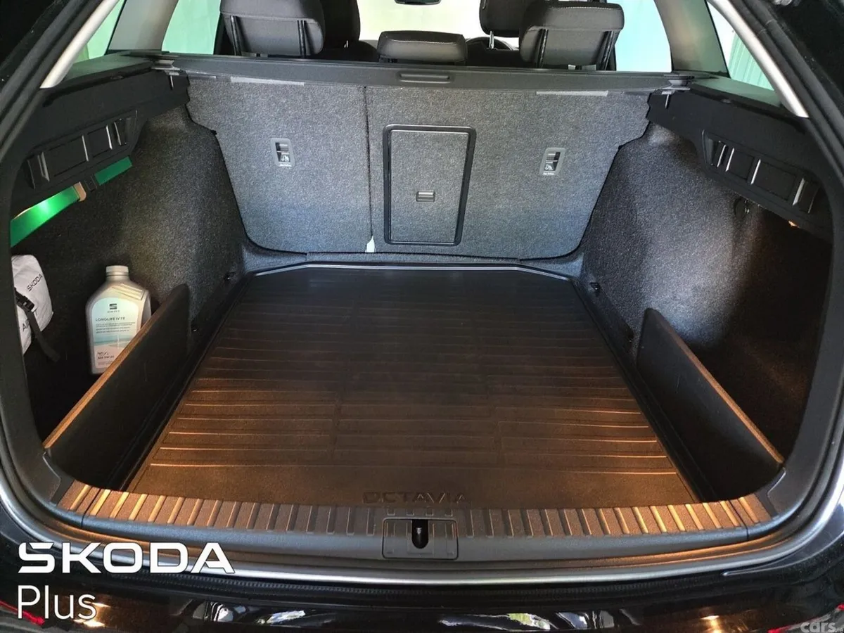 Skoda Octavia Estate, Diesel, 2024, Black